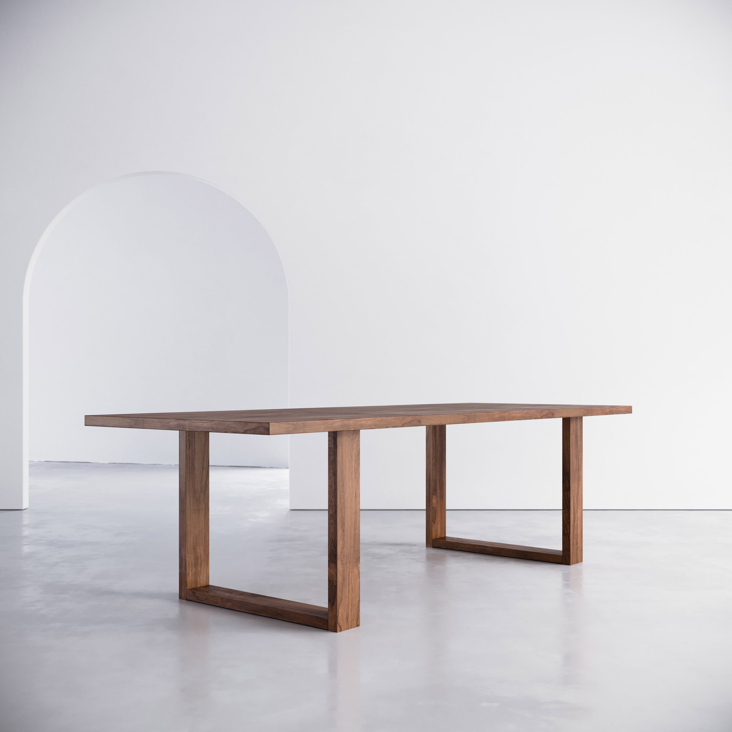 Loop Leg Table