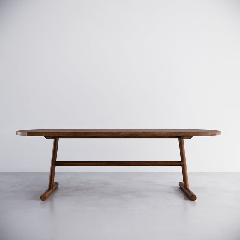 Macintosh Table